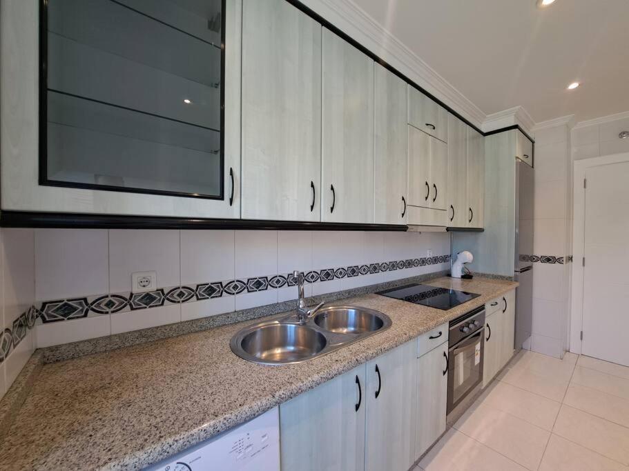 Ferienwohnung Panxon, A Unos Metros De La Playa. Nigrán Exterior foto
