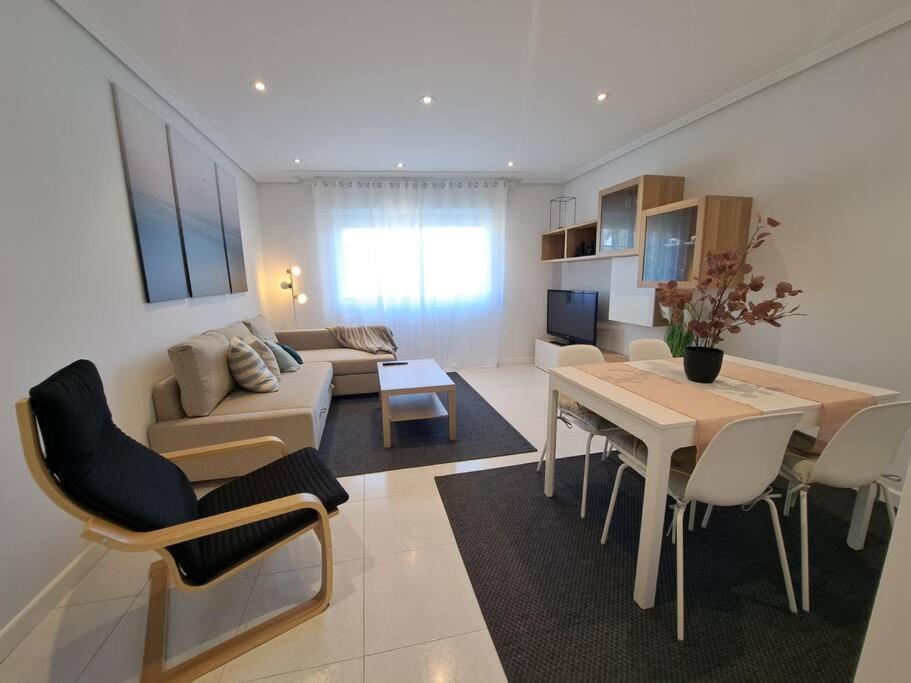 Ferienwohnung Panxon, A Unos Metros De La Playa. Nigrán Exterior foto